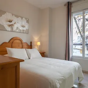 Apartment Cerca Del Alcazar Con Garaje Privado, Seville