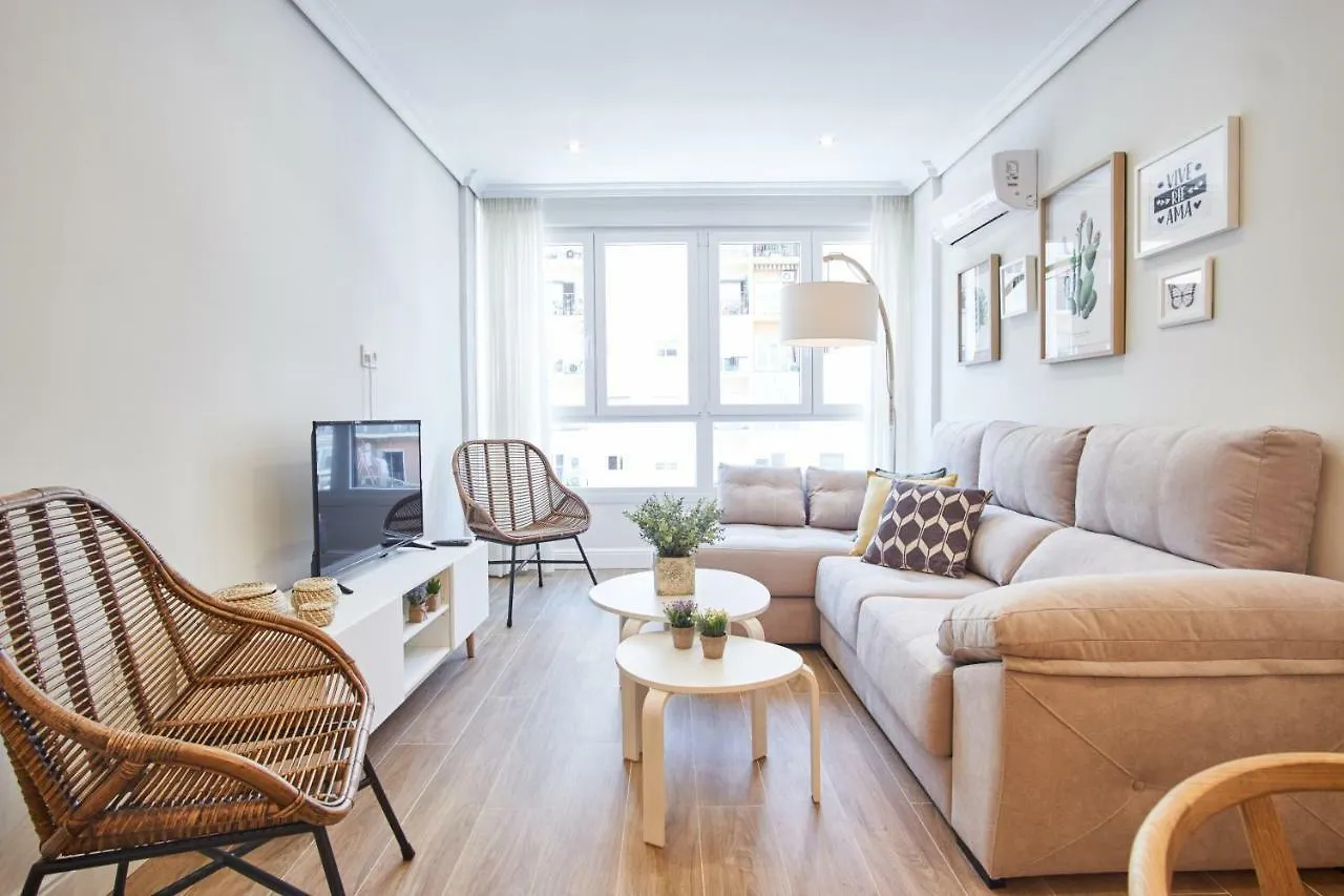 Apartment Arjona Riverside Central Deluxe By Valcambre Seville
