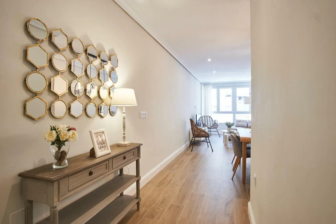 Apartment Arjona Riverside Central Deluxe By Valcambre Seville