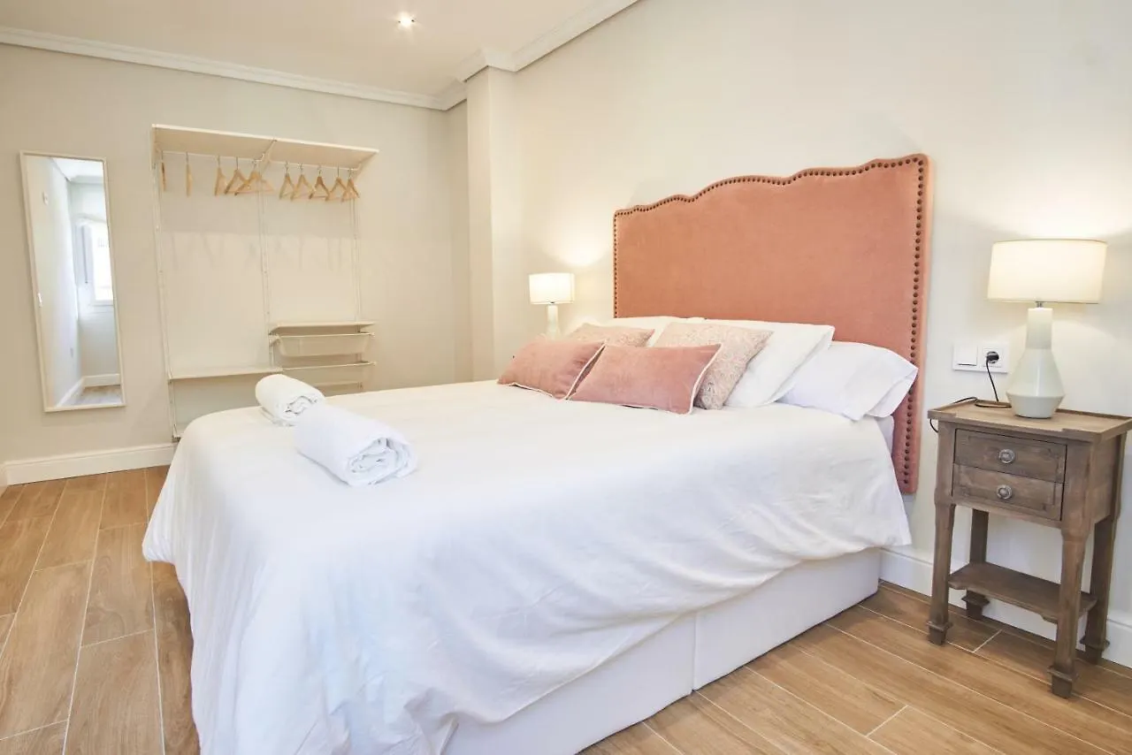 Arjona Riverside Central Deluxe By Valcambre Seville