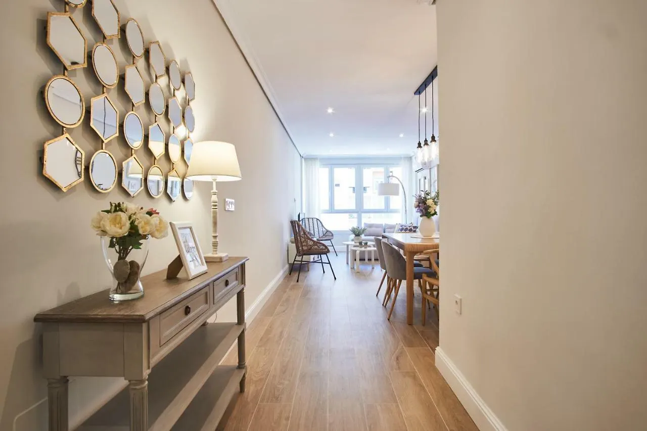 Apartment Arjona Riverside Central Deluxe By Valcambre Seville