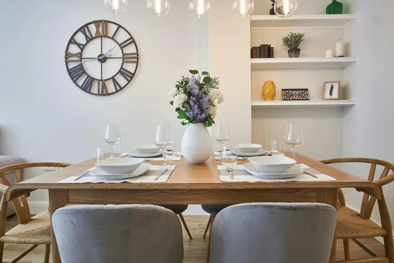 Apartment Arjona Riverside Central Deluxe By Valcambre Seville